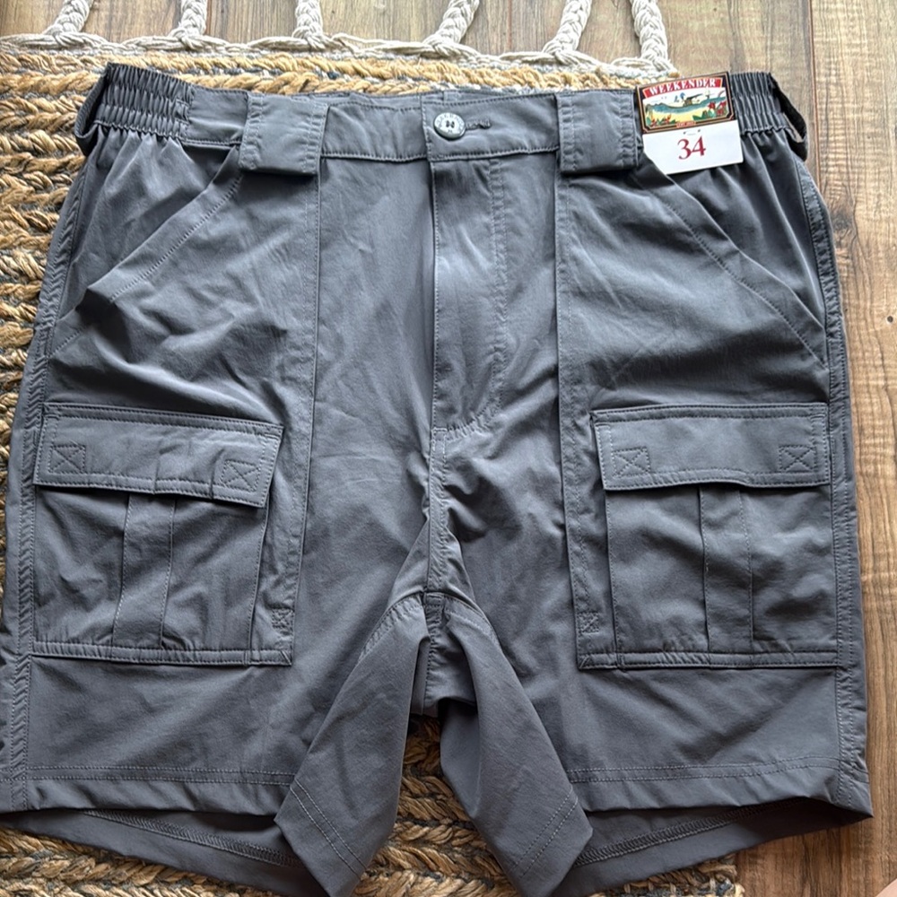 Men's Gray Cargo Shorts - Size 34